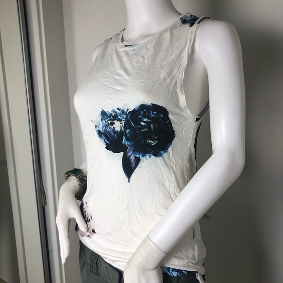 All Saints “Peony Tee.” - Picture 4 of 5